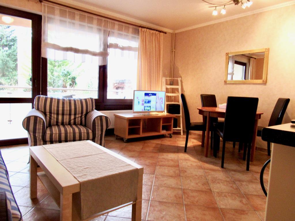 Haus Silbermowe 03 Apartment Wyk auf Fohr Bagian luar foto